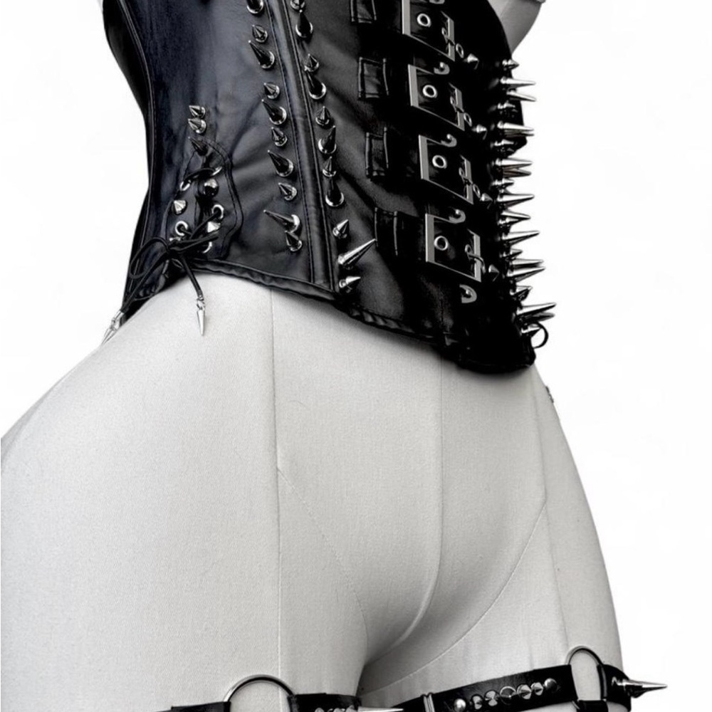 Black Custom Faux Leather Spiked Underbust Corset with Stainless Steel Chains - Picture 6 of 8